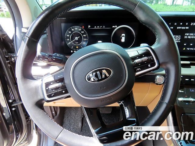 Kia Canival 2021 — photo 9