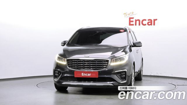 Kia Canival 2019 — photo 3
