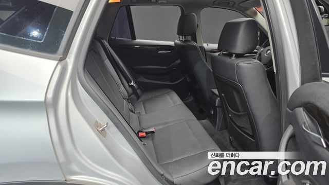BMW X1 2012 — photo 12