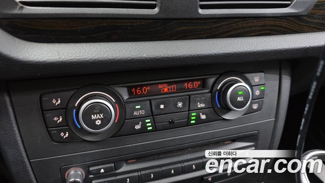BMW X1 2012 — photo 18