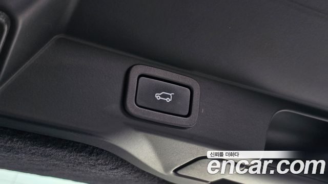 Land Rover Range Rover Sport 2019 — photo 17