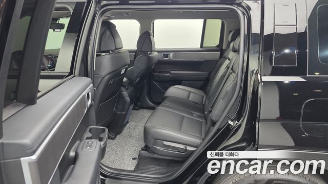 Hyundai Santafe 2025 — photo 11