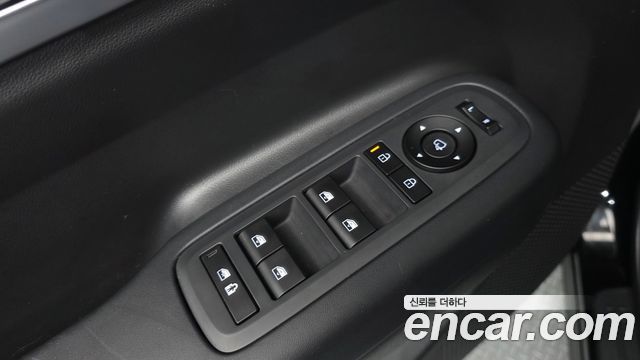 Hyundai Santafe 2025 — photo 12