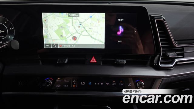 Kia Sportage 2022 — photo 18