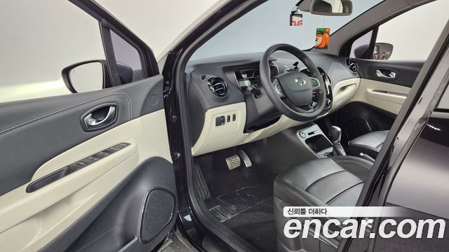 Renault Korea QM3 2018 — photo 13
