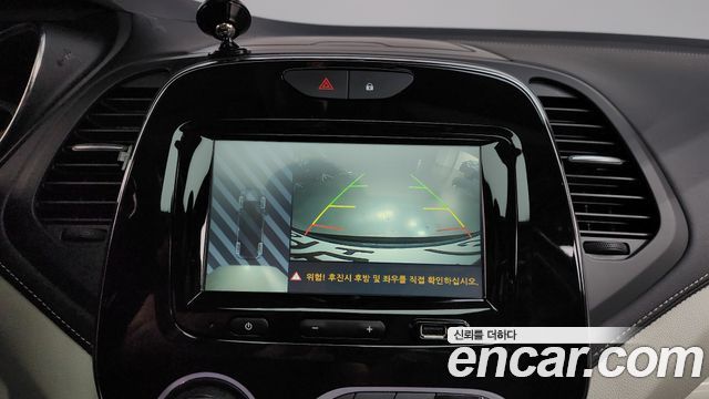 Renault Korea QM3 2018 — photo 20