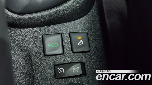 Renault Korea QM3 2018 — photo 24
