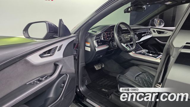 Audi Q8 2023 — photo 13