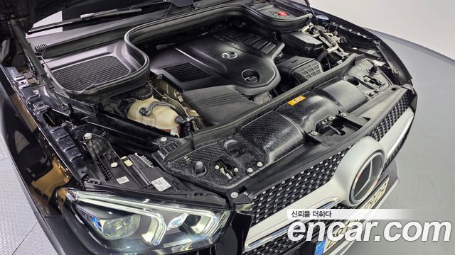 Mercedes-Benz GLE-Class 2023 — photo 6