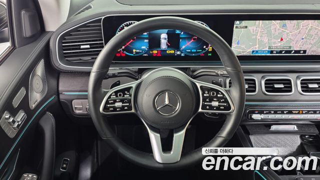 Mercedes-Benz GLE-Class 2023 — photo 19