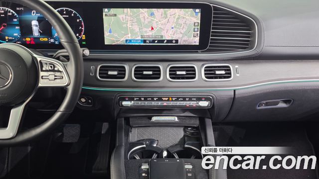 Mercedes-Benz GLE-Class 2023 — photo 20