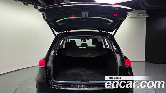Mercedes-Benz GLE-Class 2023 — photo 26