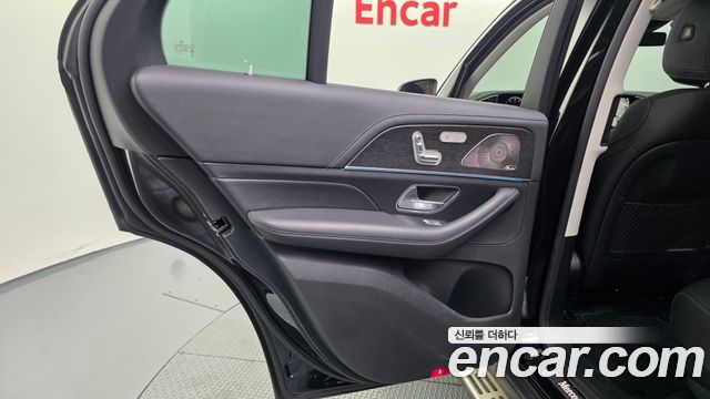 Mercedes-Benz GLE-Class 2023 — photo 15