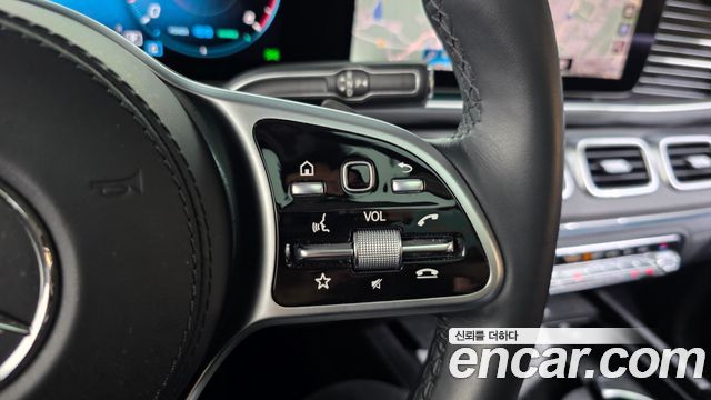 Mercedes-Benz GLE-Class 2023 — photo 38