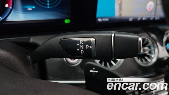 Mercedes-Benz CLS-Class 2019 — photo 9