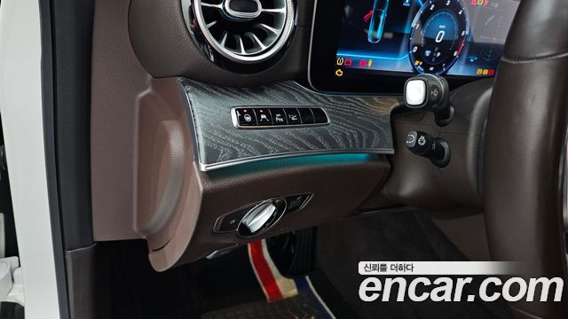 Mercedes-Benz CLS-Class 2019 — photo 16