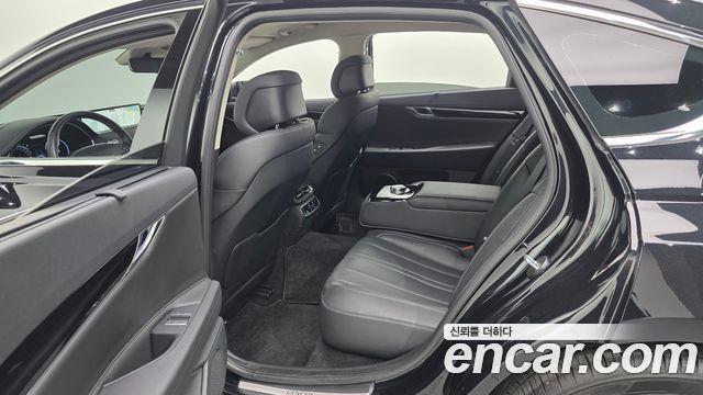 Genesis G80 2023 — photo 11