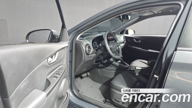 Hyundai Kona 2023 — photo 13