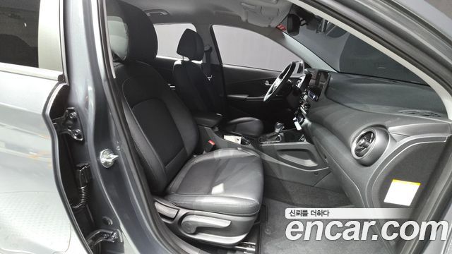Hyundai Kona 2023 — photo 16