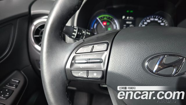 Hyundai Kona 2023 — photo 30