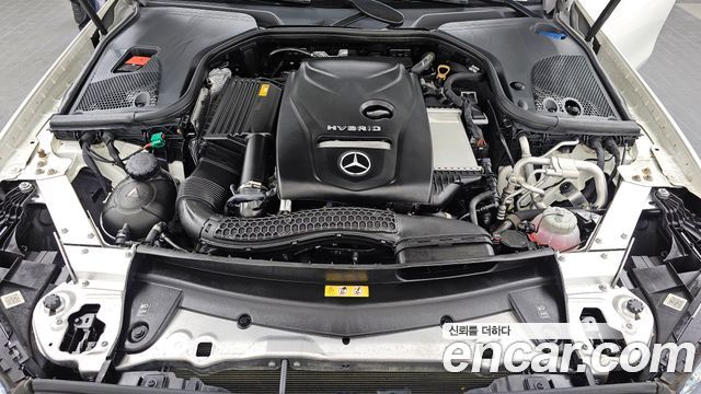 Mercedes-Benz E-Class 2019 — photo 6