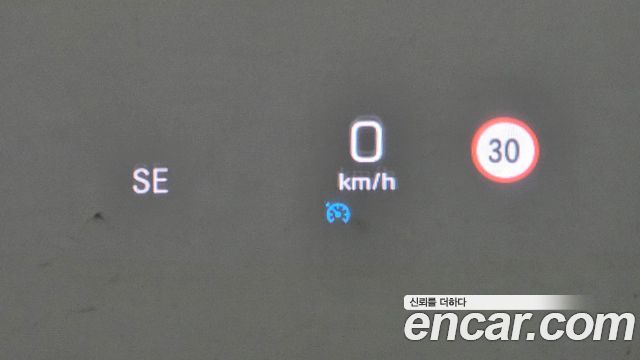 Mercedes-Benz E-Class 2019 — photo 23