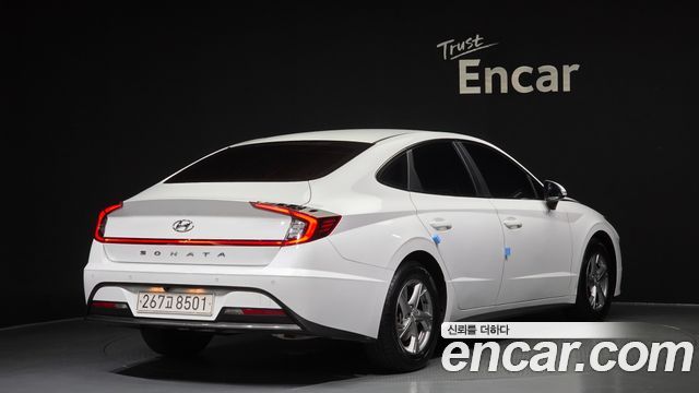 Hyundai Sonata 2022 — photo 2