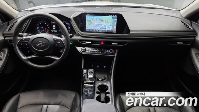 Hyundai Sonata 2022 — photo 10