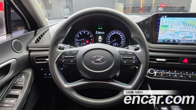 Hyundai Sonata 2022 — photo 18