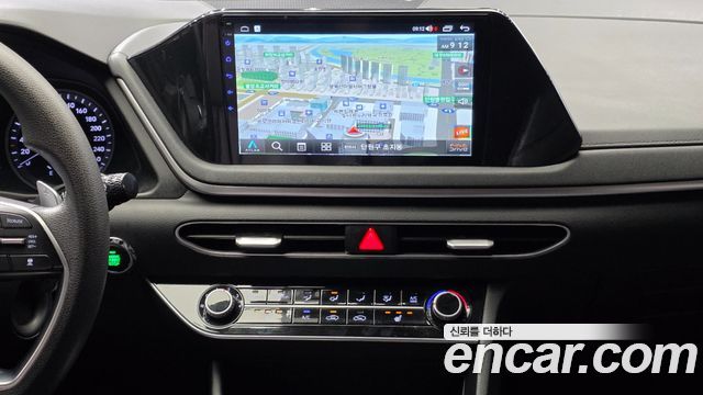 Hyundai Sonata 2022 — photo 27