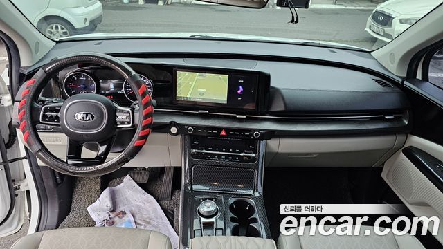 Kia Canival 2021 — photo 11