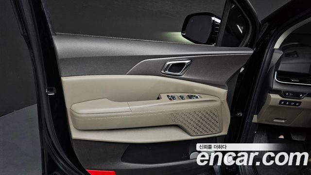 Kia Canival 2024 — photo 14