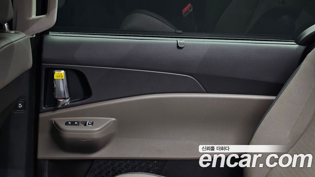 Kia Canival 2024 — photo 15