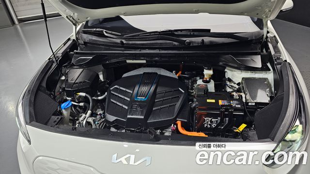 Kia Niro 2023 — photo 6
