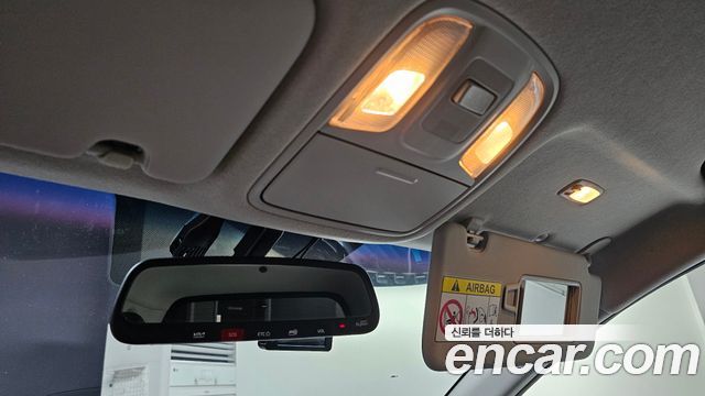 Kia Niro 2023 — photo 23