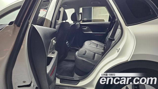 Kia Niro 2023 — photo 16
