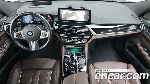 BMW Gran Turismo 2024 — photo 7