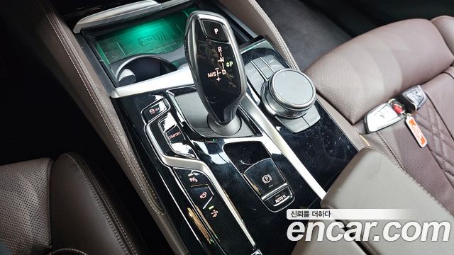 BMW Gran Turismo 2024 — photo 9