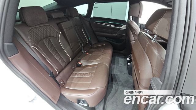 BMW Gran Turismo 2024 — photo 12