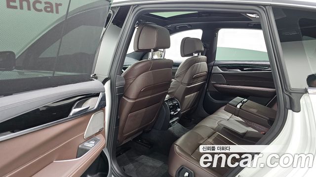BMW Gran Turismo 2024 — photo 13