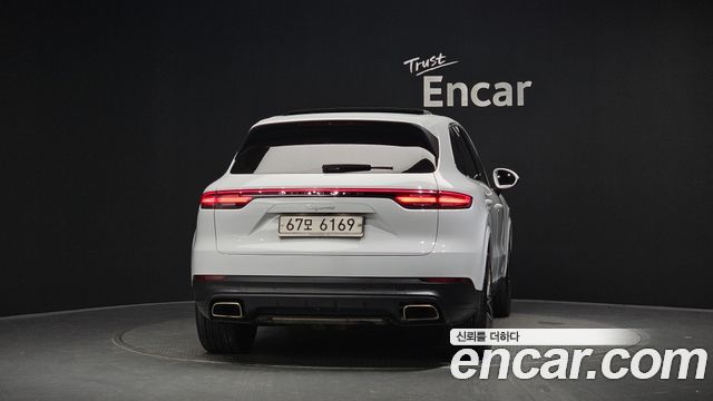 Porsche Cayenne 2019 — photo 4