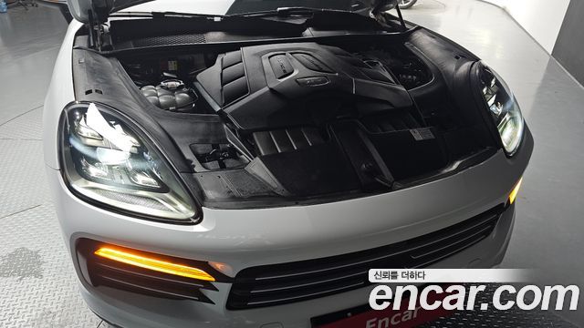 Porsche Cayenne 2019 — photo 6