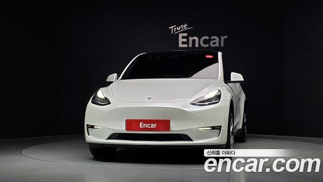 Tesla Model Y 2021 — photo 3