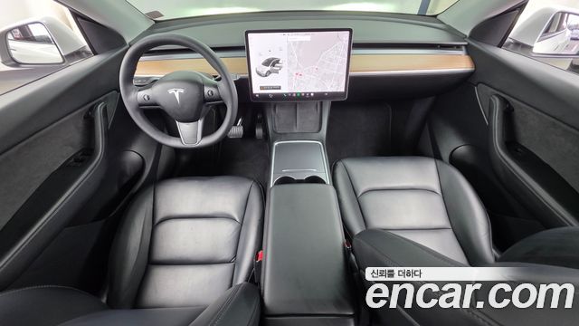 Tesla Model Y 2021 — photo 10