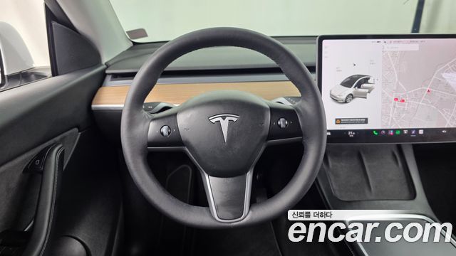 Tesla Model Y 2021 — photo 19