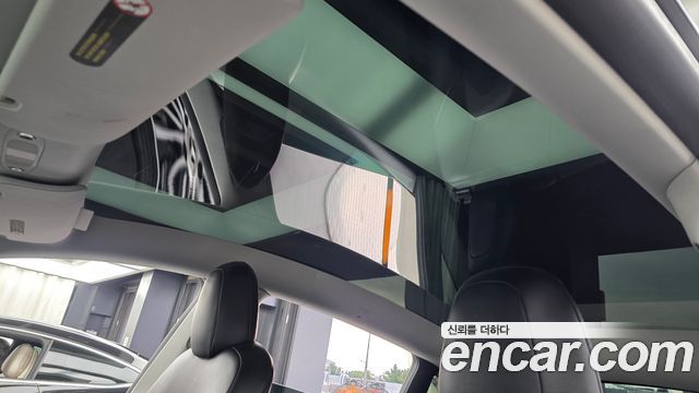 Tesla Model Y 2021 — photo 23