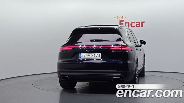 Porsche Cayenne 2021 — photo 4