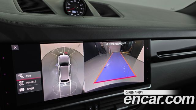 Porsche Cayenne 2021 — photo 13