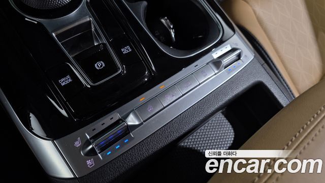 Kia Canival 2023 — photo 33