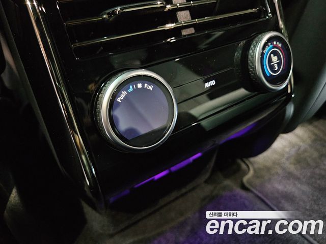 Land Rover Range Rover Sport 2025 — photo 12